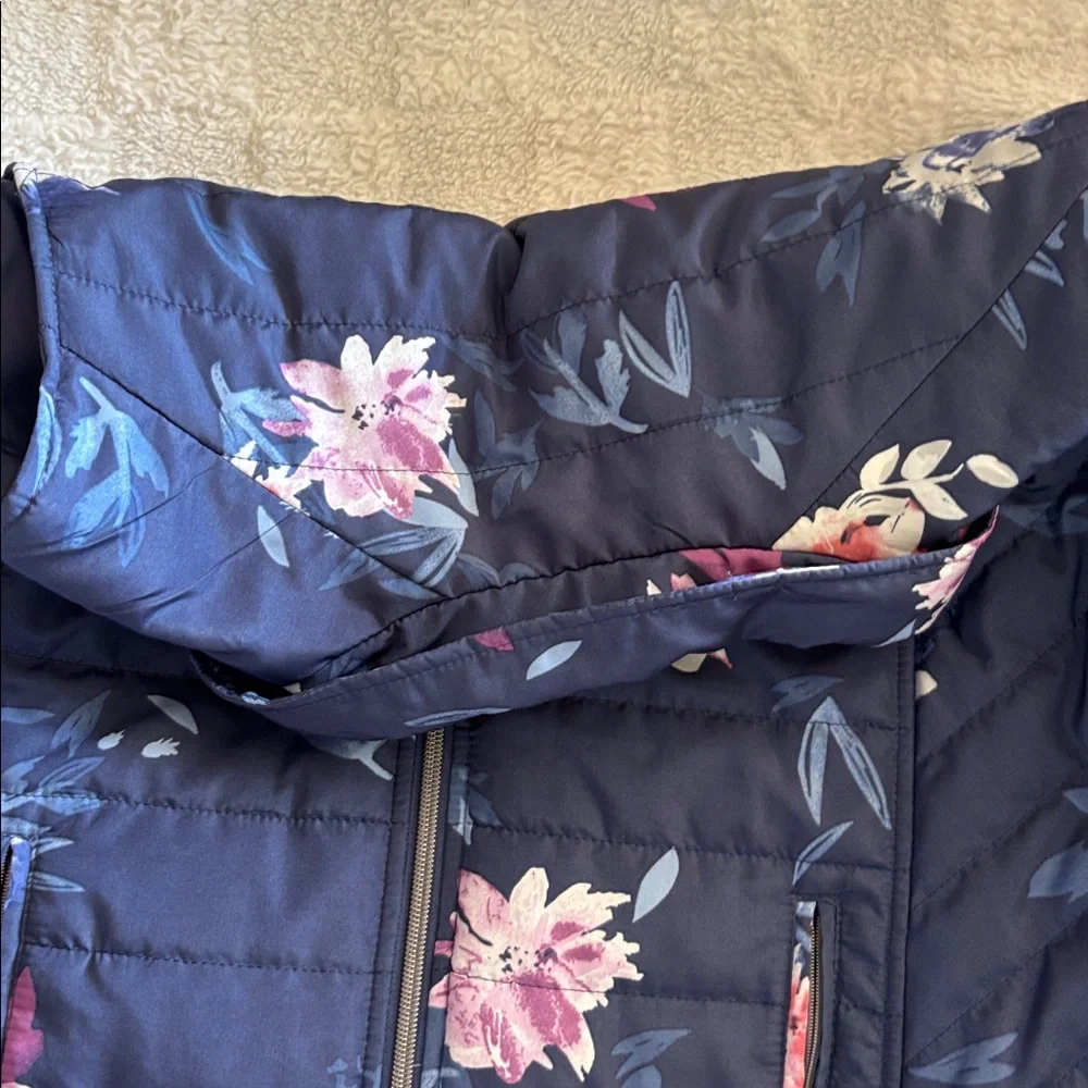 Christopher & Banks XL Blue Floral Vest - Picture 3 of 3